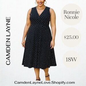 Ronni Nicole Black and White Sleeveless V-Neck Midi Dress